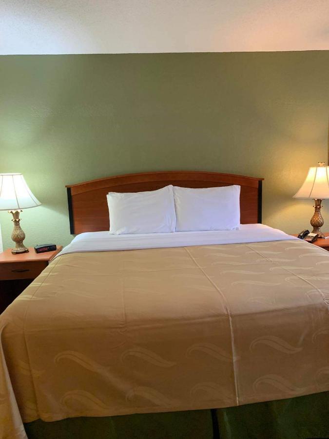 Quality Inn & Suites Prestonsburg Екстер'єр фото